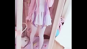 Masturbasi Solo Kanna Dalam Cosplay