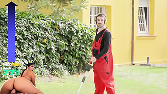 Jordi El Nino Polla Får Forbløffende Blowjobs Fra To Smukke Babes I Brasilien